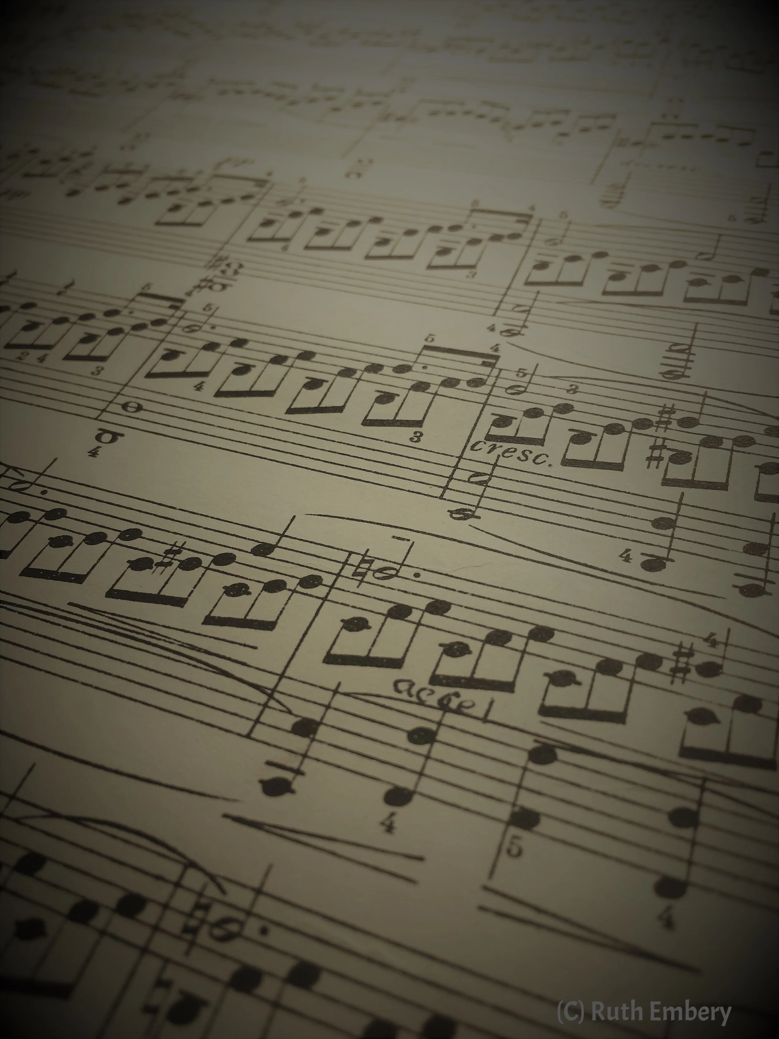 10 Points extra if you can correctly name this song!