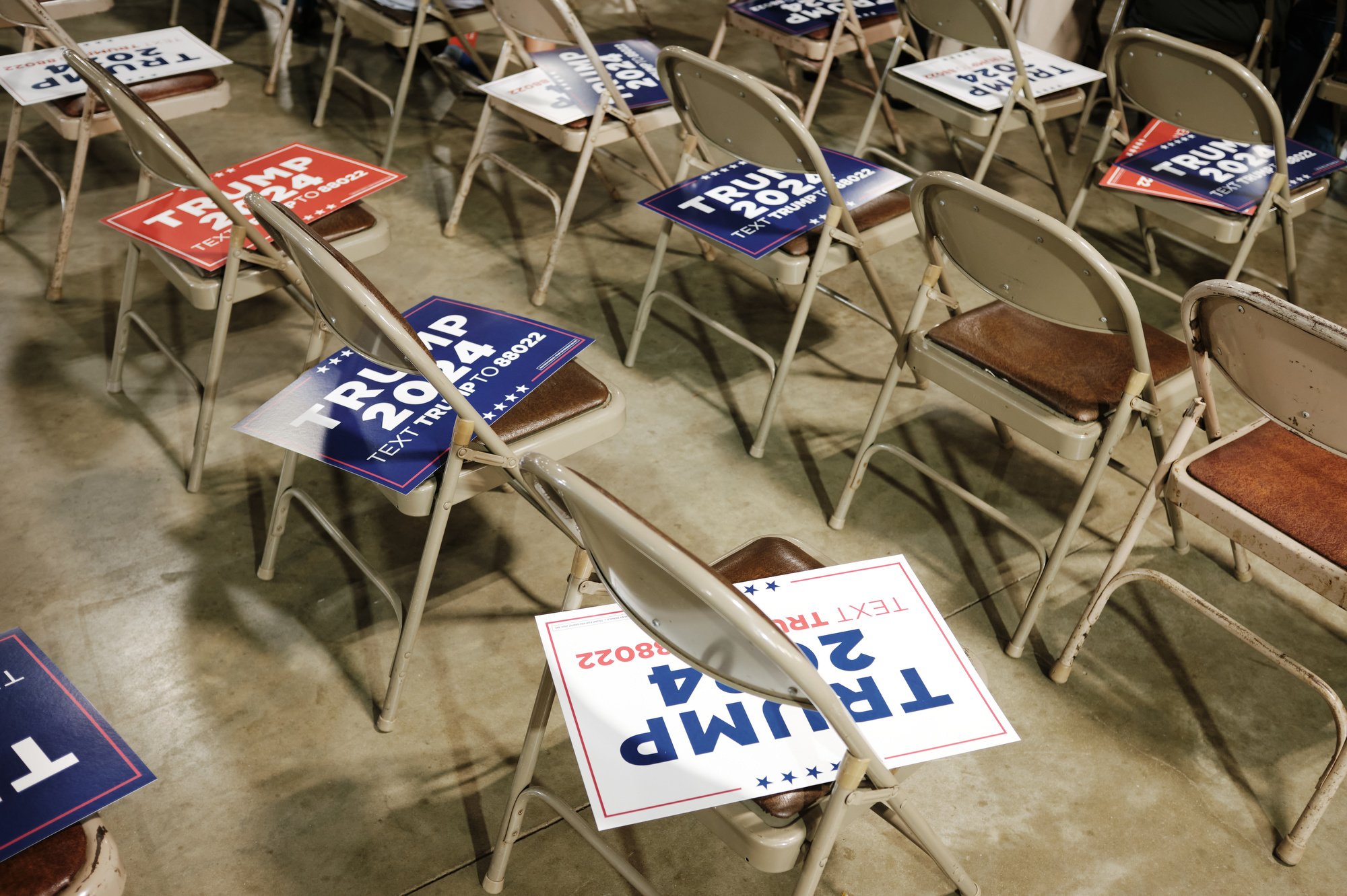  Team Trump Iowa Commit to Caucus Event at the Jackson County Fairgrounds in Maquoketa, IA on Sept. 20, 2023. (Mustafa Hussain for the New York Times) 