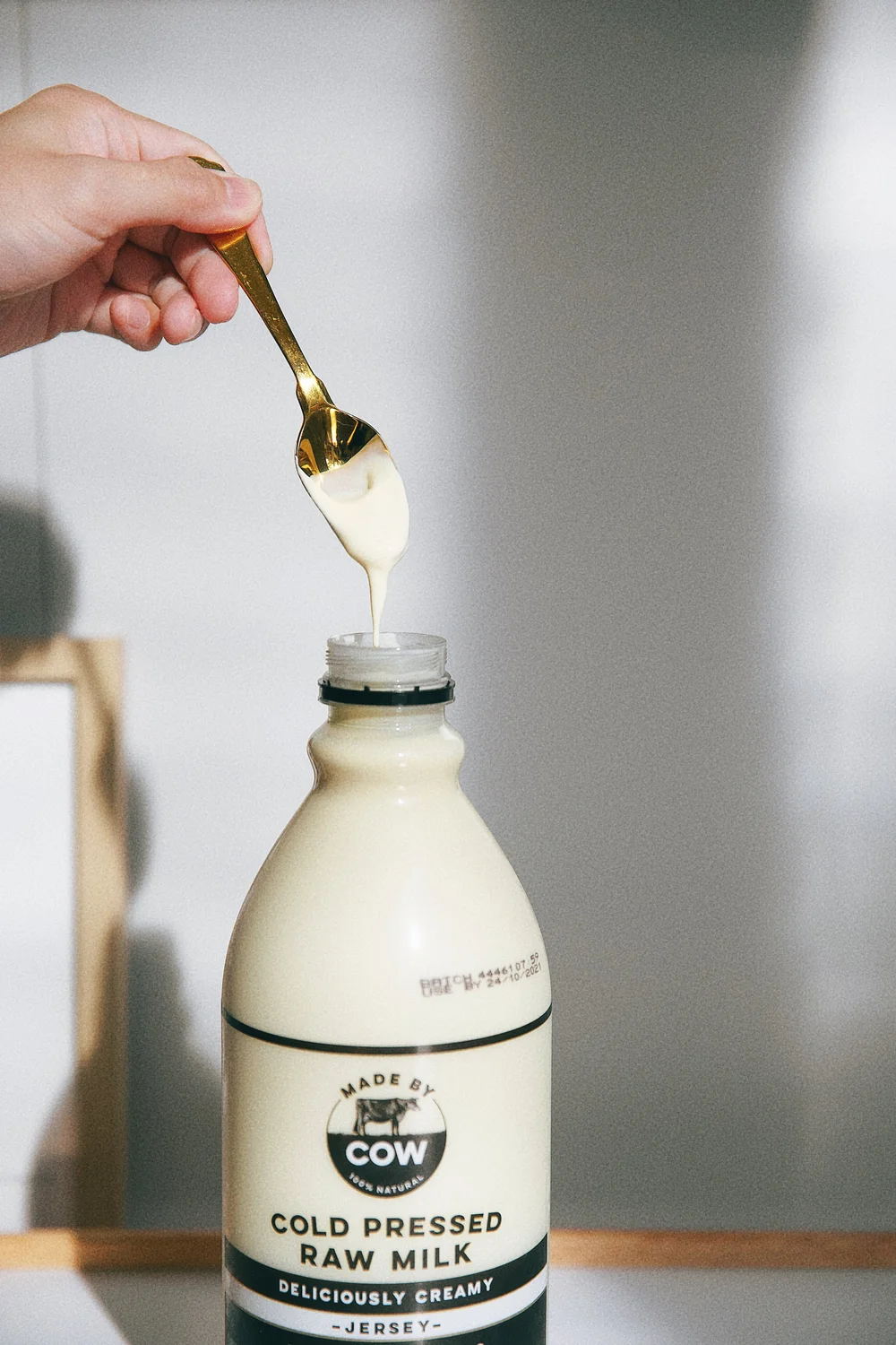 The World's First Cold Pressed Raw Milk Made By Cow