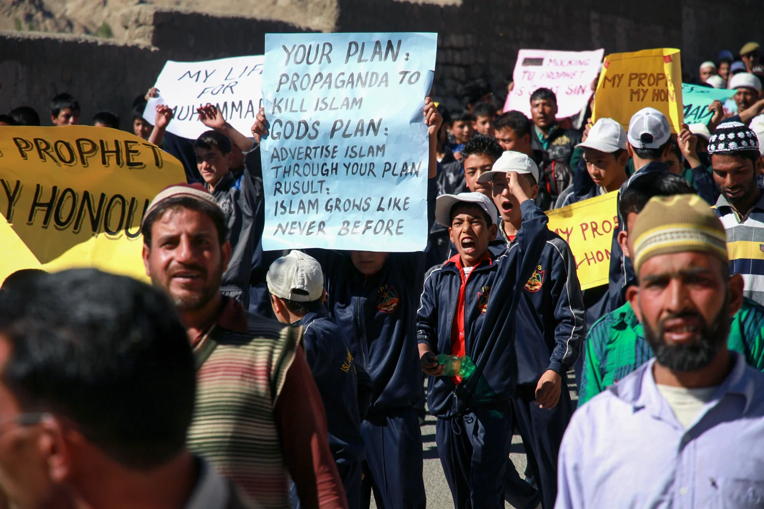 Anti-American protests erupt in northern India