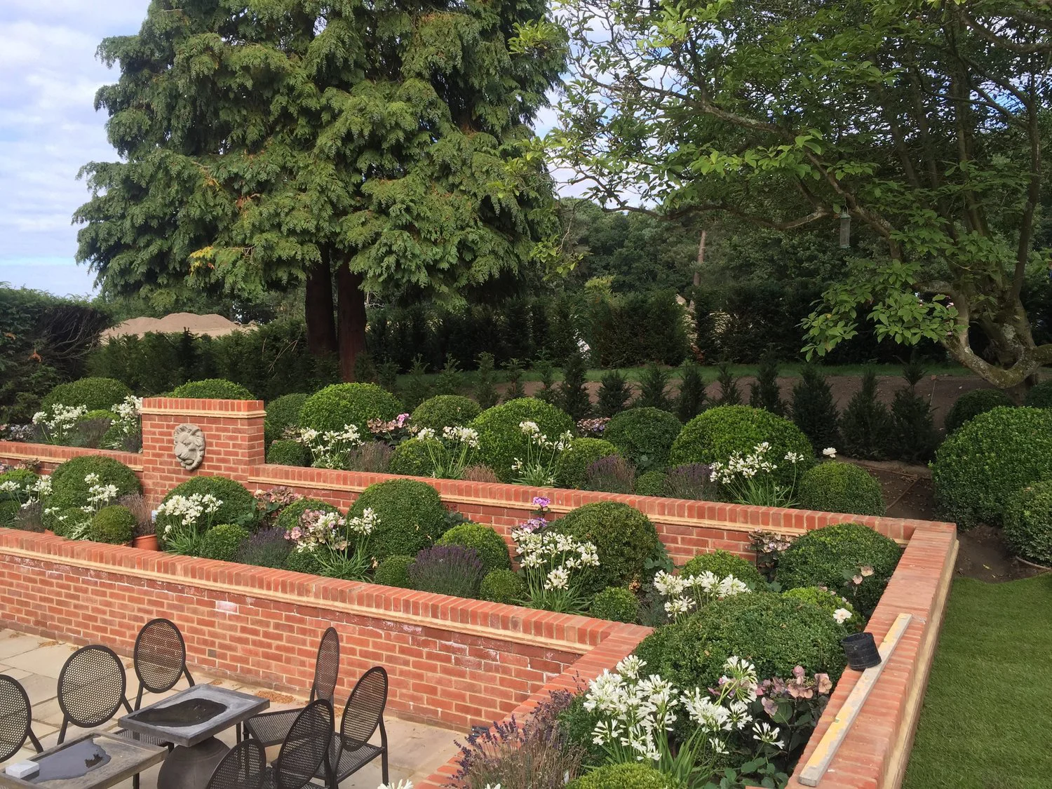 Surrey+Garden+finished+plant++aspect+1new.jpg