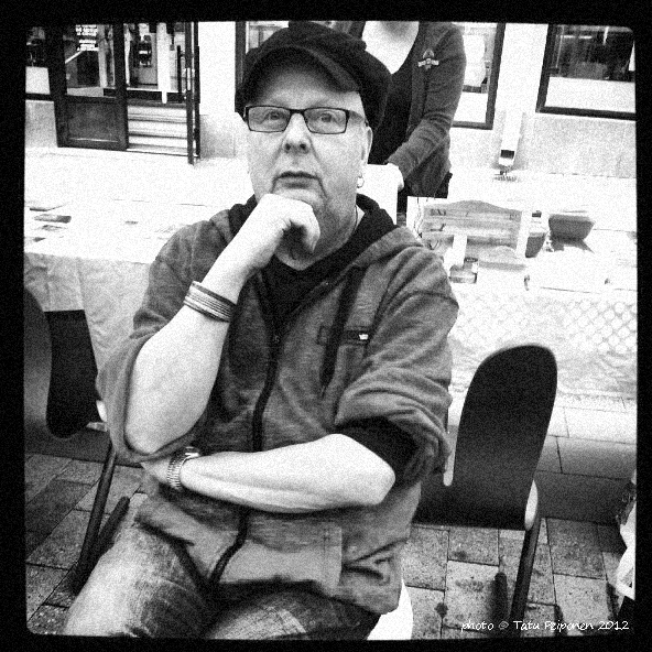 Rune Snellman, perinteinen pimiö 044 566 9736 rcnellman.rs@gmail.com