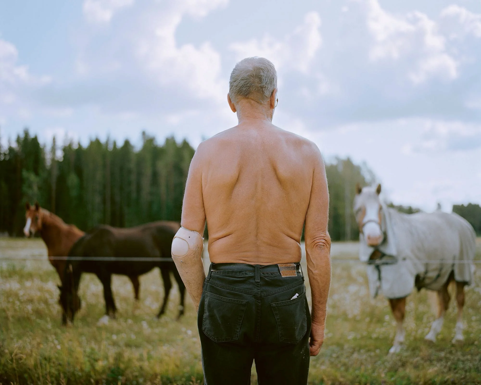 Ella Kiviniemi ja Elias Lahtinen: Men with No Mountains
