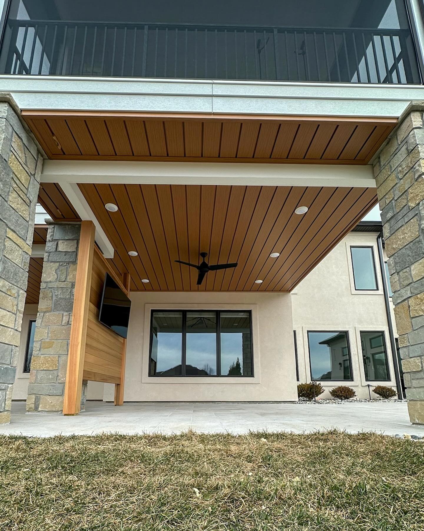 Looking to make the most of your outdoor space? We can help with that!

Underdecking is an excellent choice to expand the use and function of your second-story or multi-level deck.

Underdecking is a deck ceiling and drainage system that keeps your p