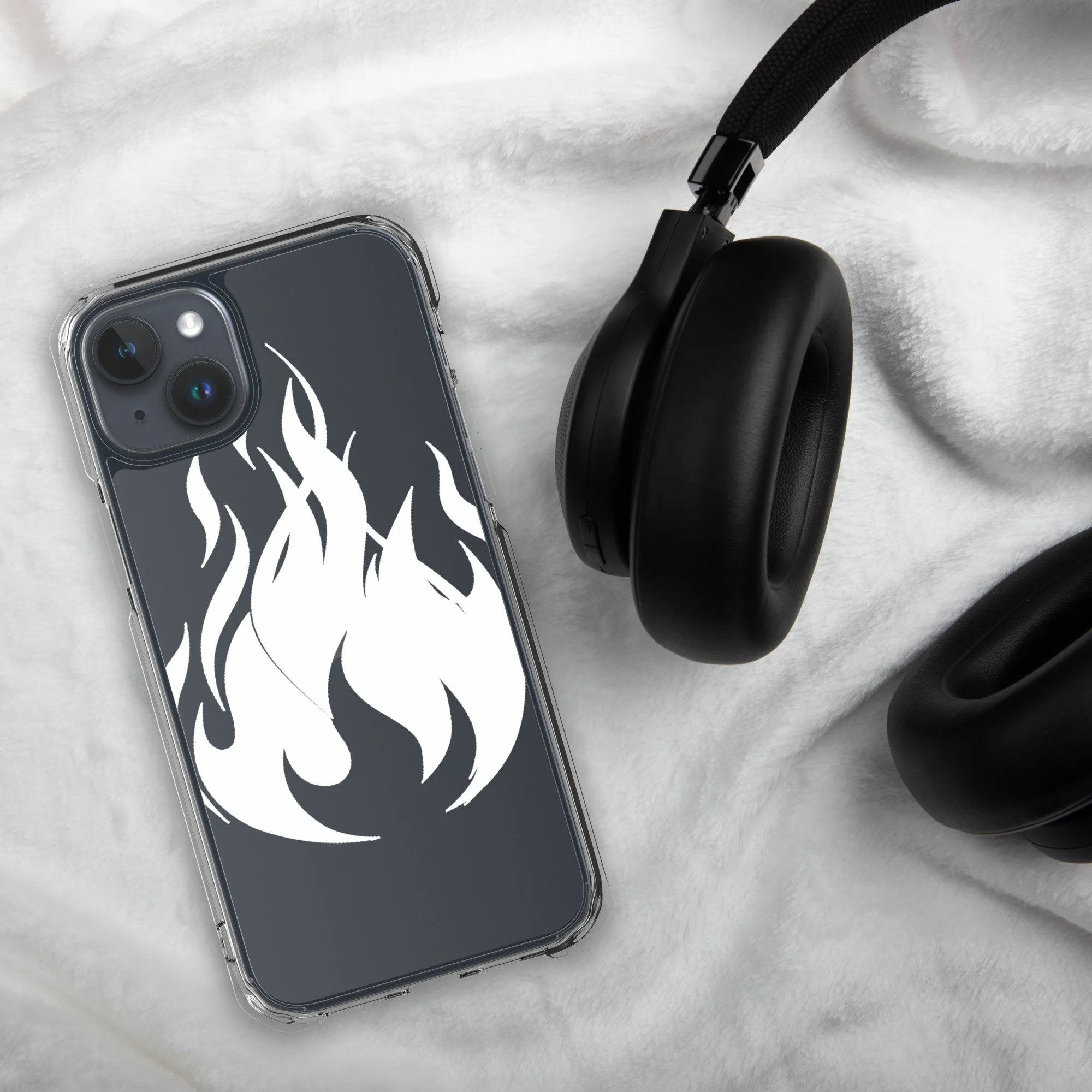clear-case-for-iphone-iphone-15-plus-lifestyle-2-664e128a7dcb5.jpg