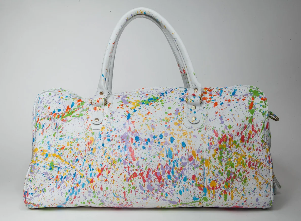 AO Duffel White Side 3.jpg