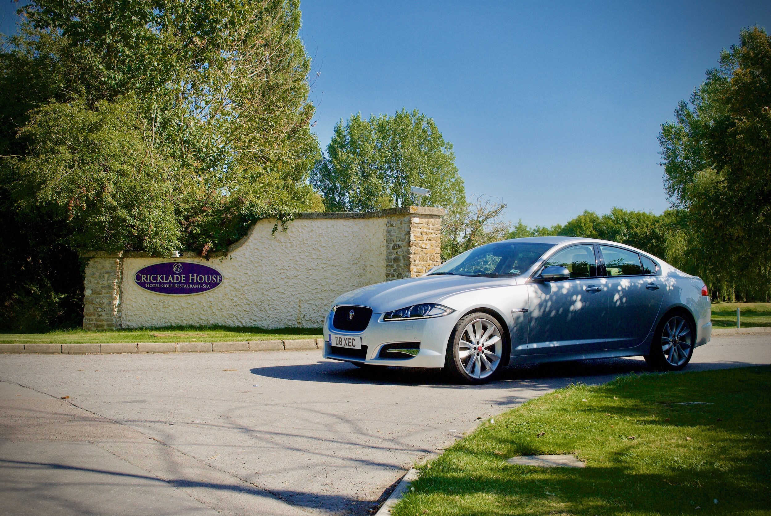 Jaguar XFS &amp; Cricklade House Hotel