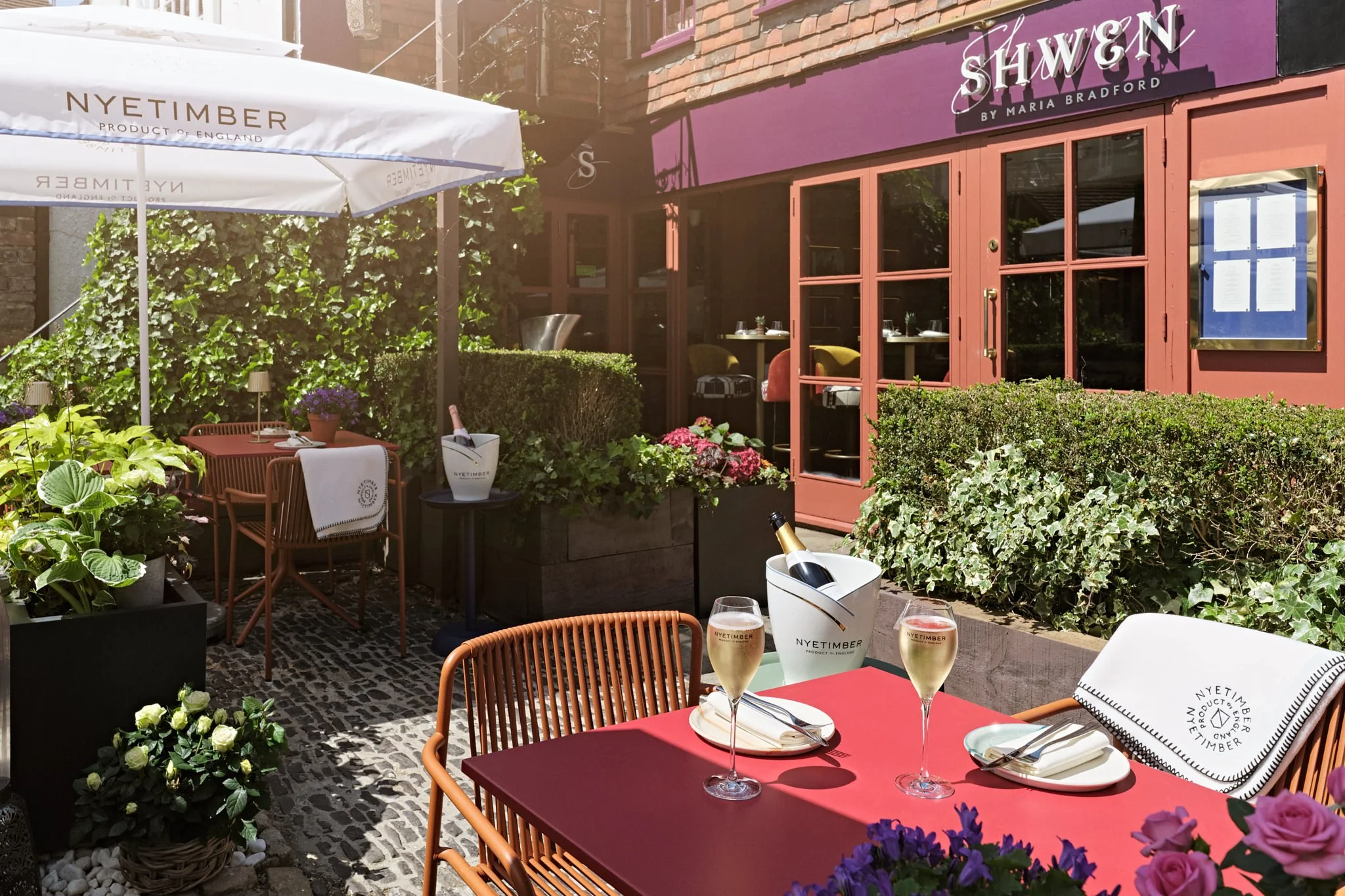 Shwen_260522_LowRes_10.jpg
