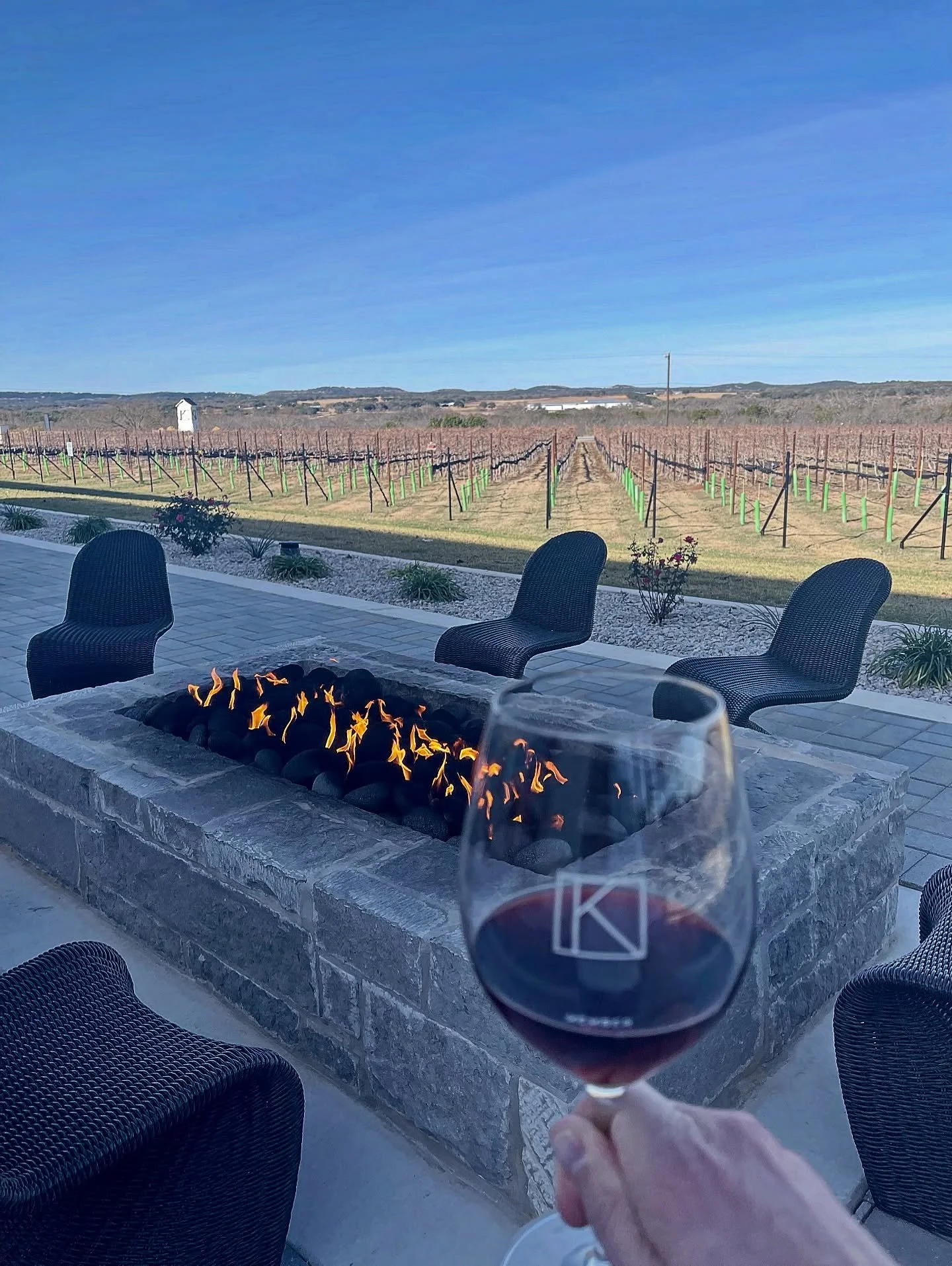 A perfect way to spend NYE! A visit to a favorite vineyard. Surprising one of my best friends at the vineyard &amp; now spending the evening cooking and enjoying wine.

It&rsquo;s been an interesting year, to say the least, but I am so thankful for y