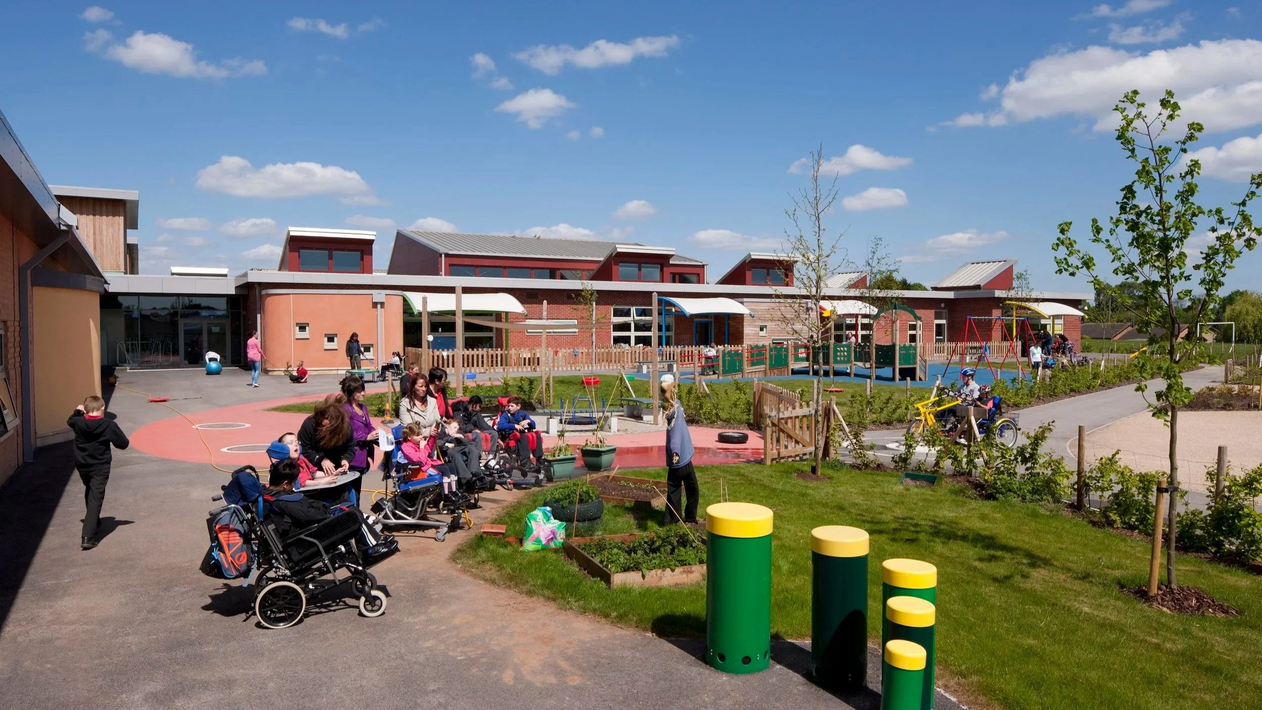 Oak Field School