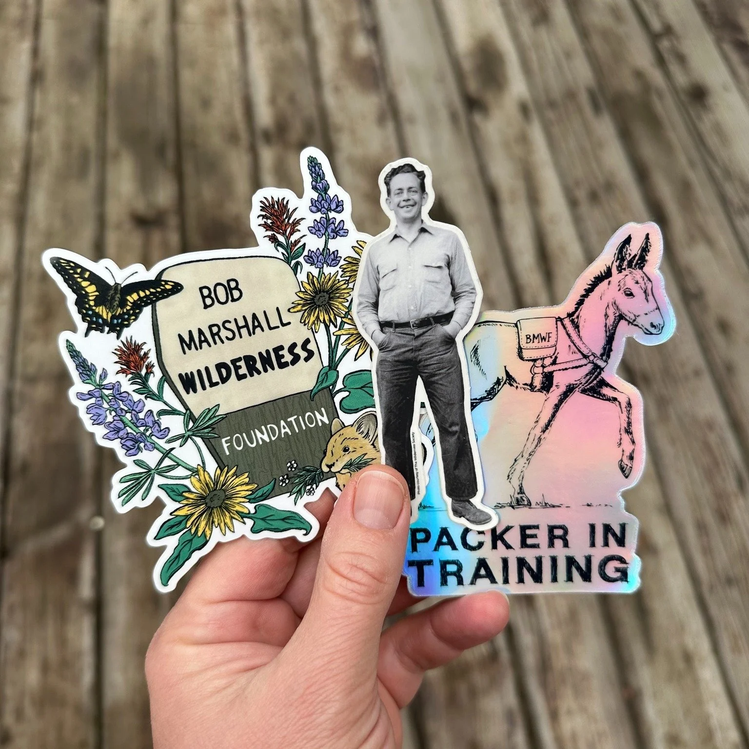 As you're starting your holiday shopping, don't forget about the Bob Shop for all of the wilderness lovers in your life! As a little thank you, we're offering a FREE STICKER with your order, now through December 15th 🤩🎁✨

Add a sticker of your choi