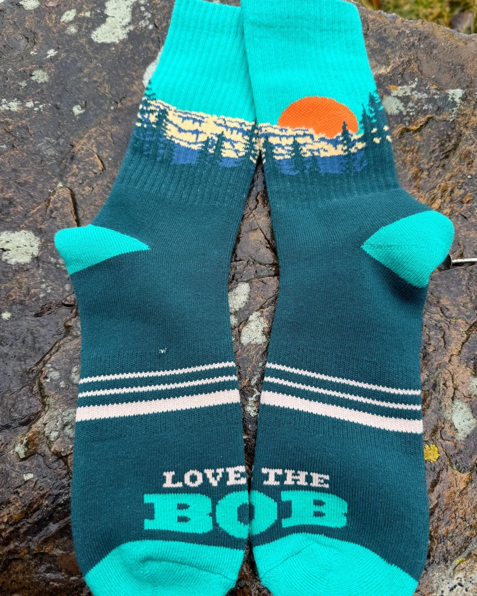 ✨New merch drop!!✨ Just in time for the holidays, we have some brand-spankin'-new merch that just hit the Bob Shop: Love the Bob SOCKS and Complex Map Zip-Up Hoodies 😍

Place shipping orders by December 15th to have under the tree. Plus, don't miss 