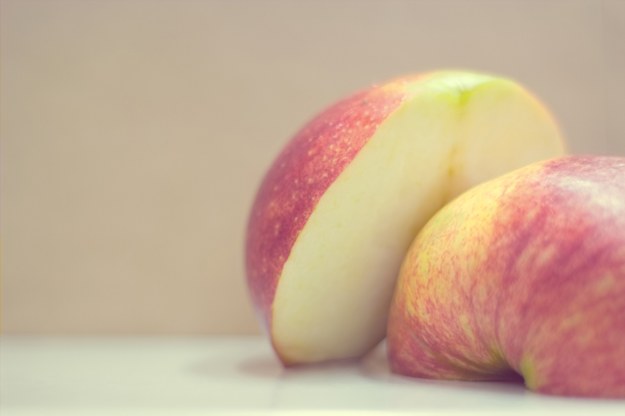 Apple_11.14_by_thejunglephoto.pw.jpg