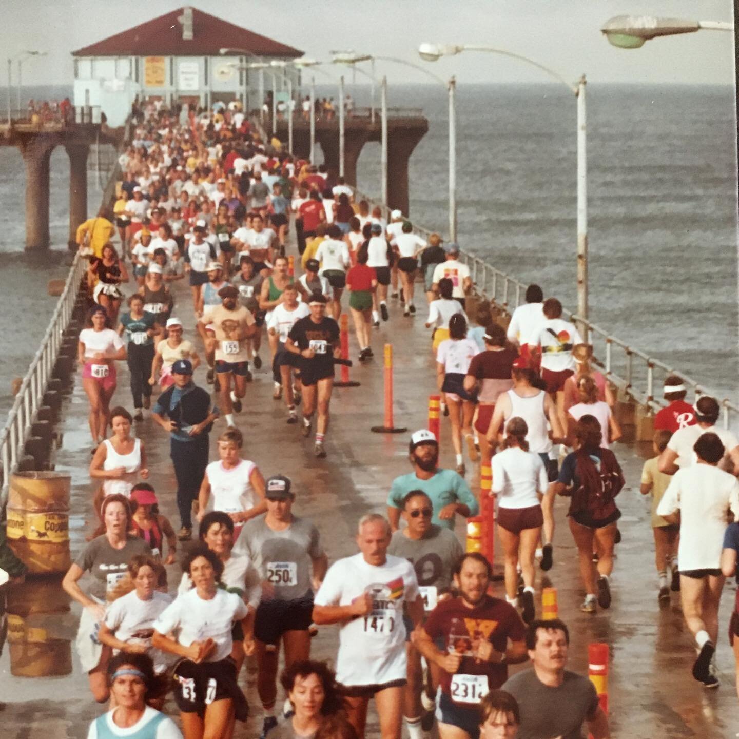 We are 4️⃣ days our from the start of our 10 days of 10k! For this MB10k Special Edition year we invite you to Run Your Own Race. Will you go old school and do a loop around the MB Pier?! Register online today before it closes this Friday, 🔗in bio.
