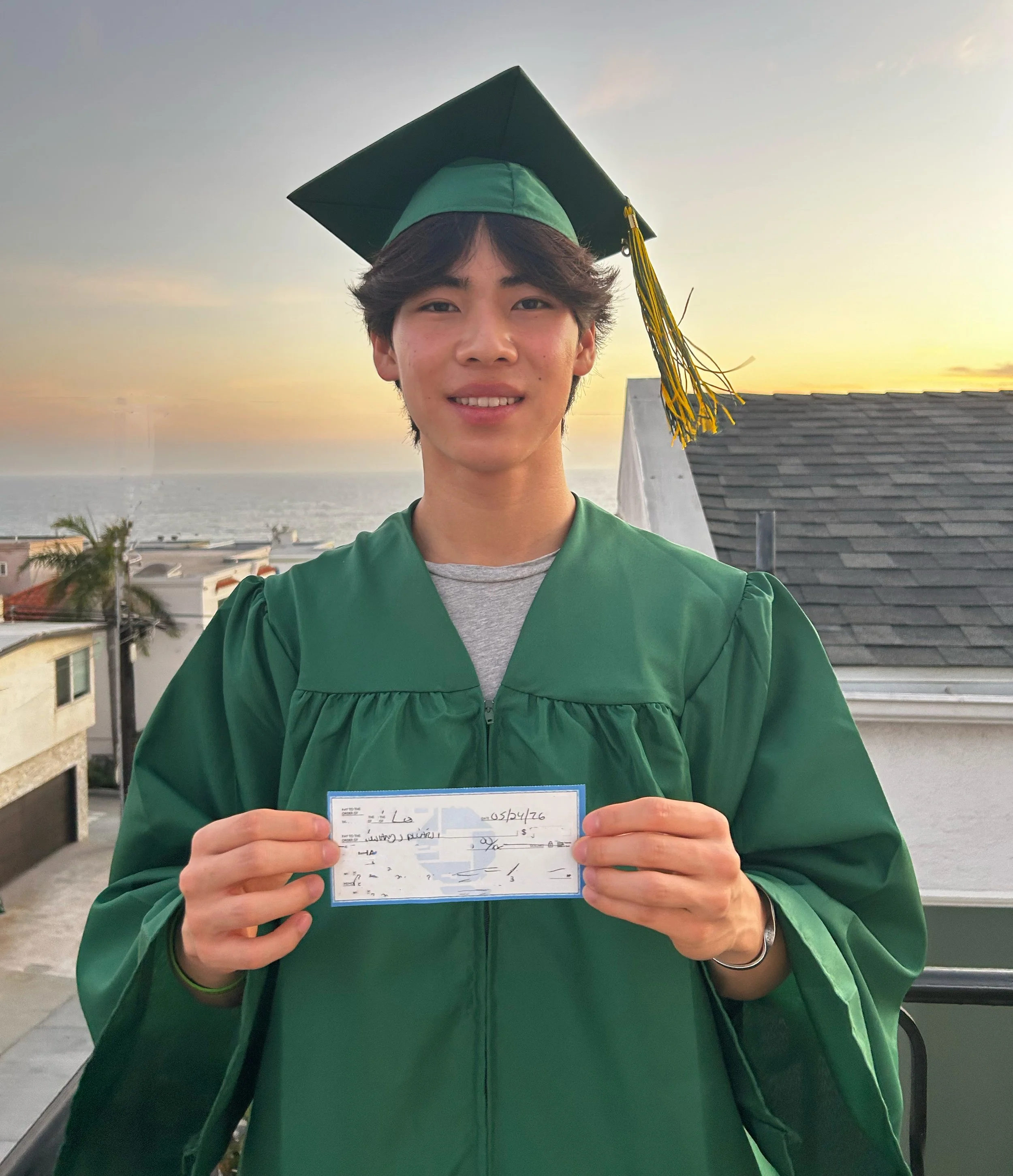 The First Annual Manhattan Beach 10k Ryan James Scholarship Recipient