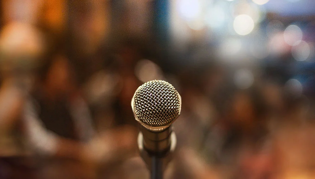 microphone.jpg