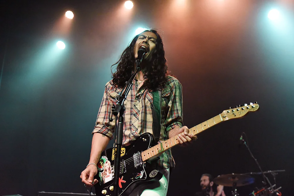 TheTemperTrap14.jpg