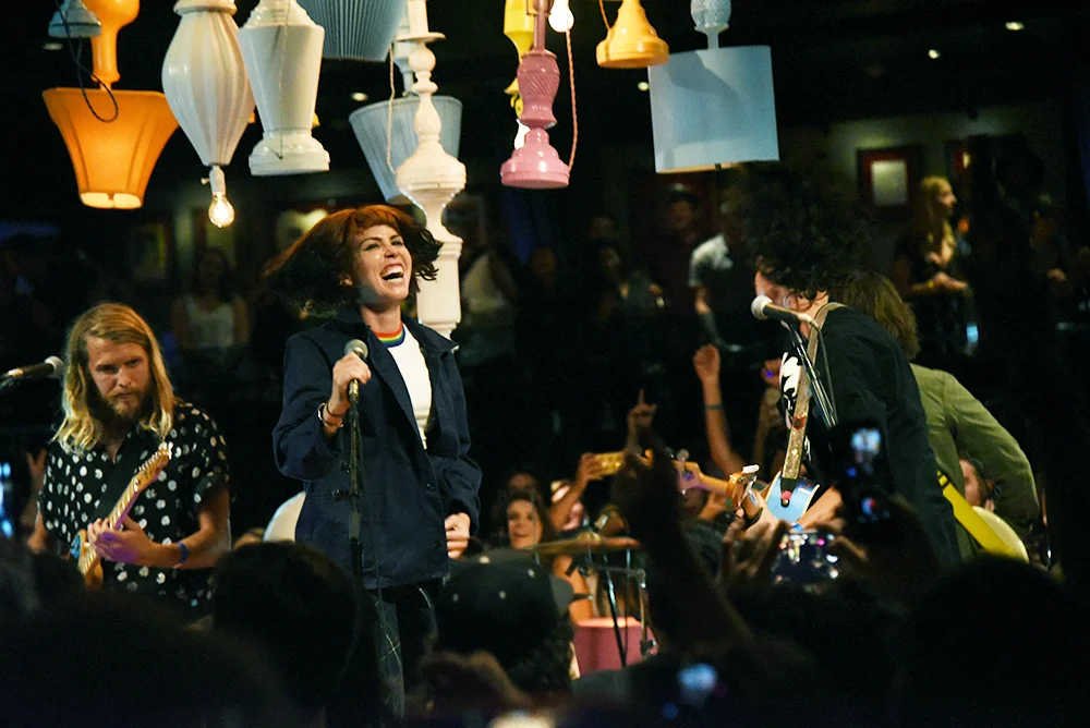 grouplove57.jpg