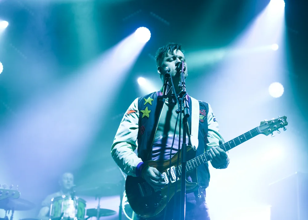 modestmouse2.jpg