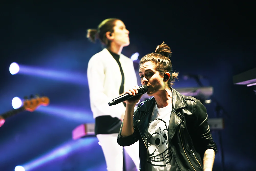 teganandsara7.jpg
