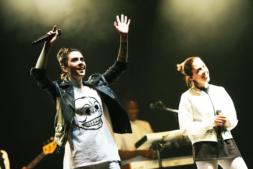 teganandsara8.jpg