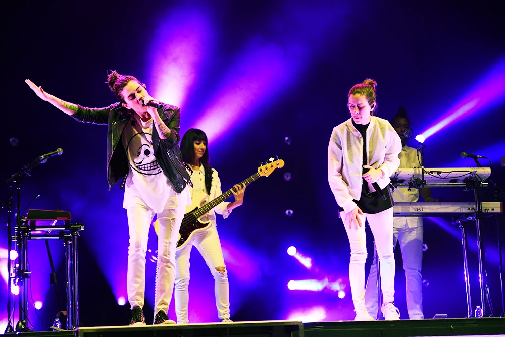 teganandsara13.jpg