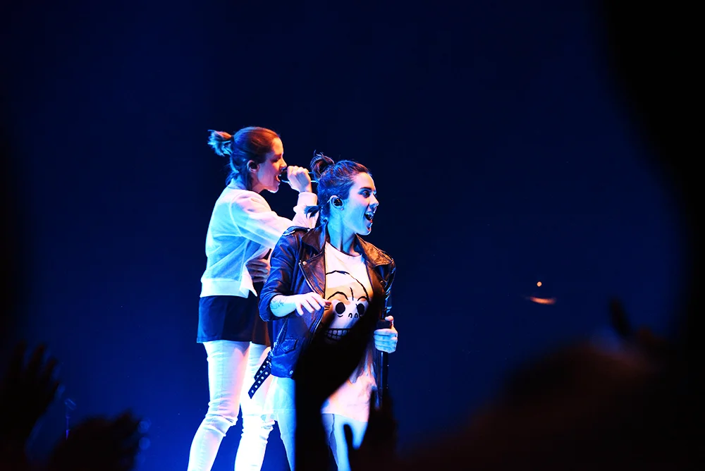 teganandsara20.jpg