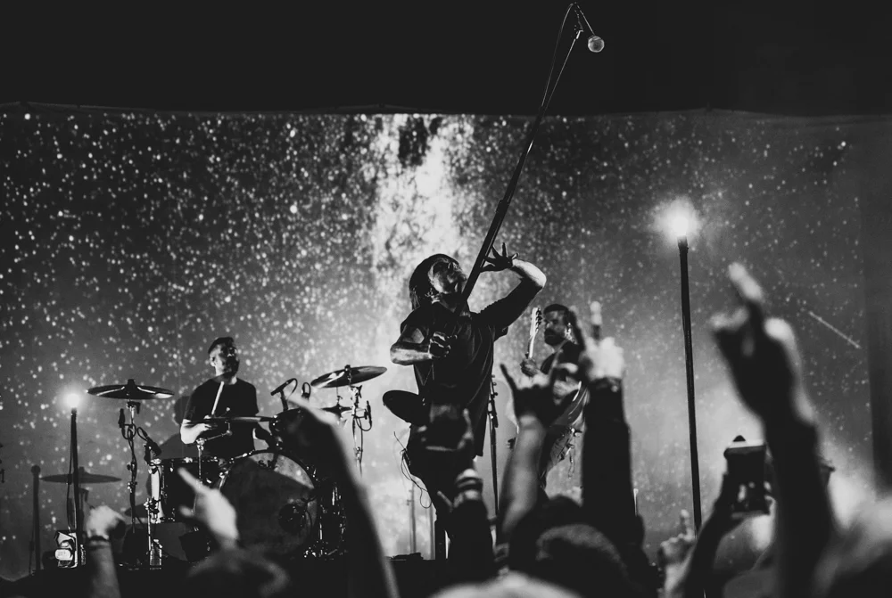 CircaSurvive37.jpg