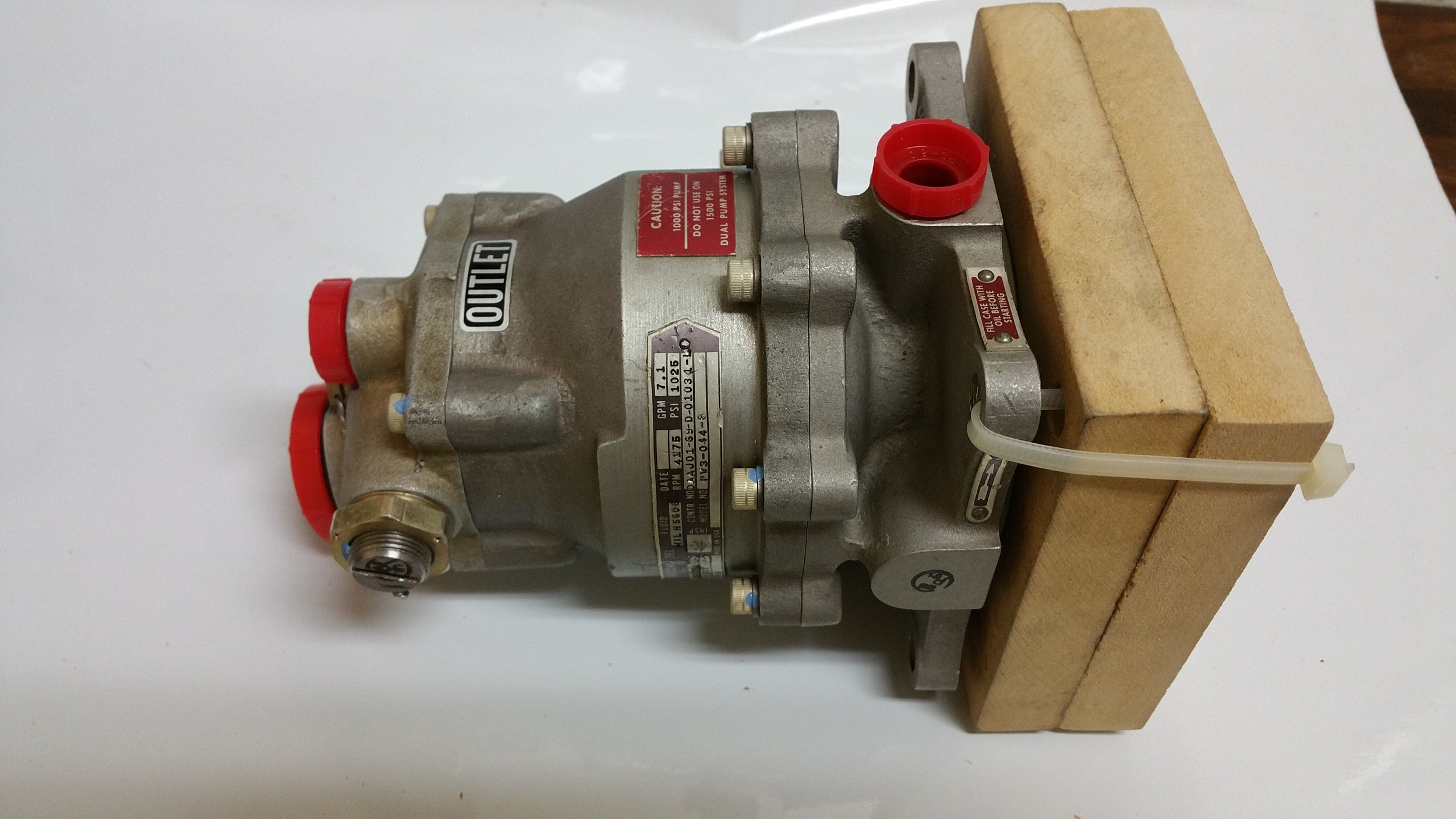 PV3-044-8, Hydraulic Pump