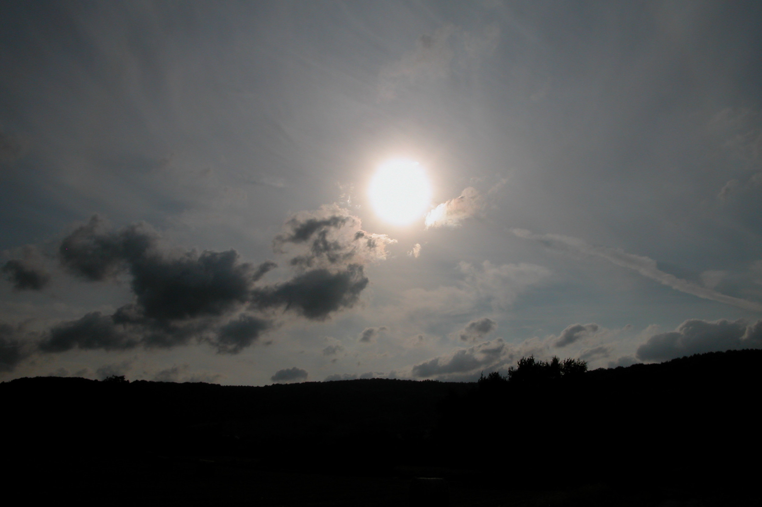 The sun at dusk. Image credit: Oliver Herold, CC BY 3.0
