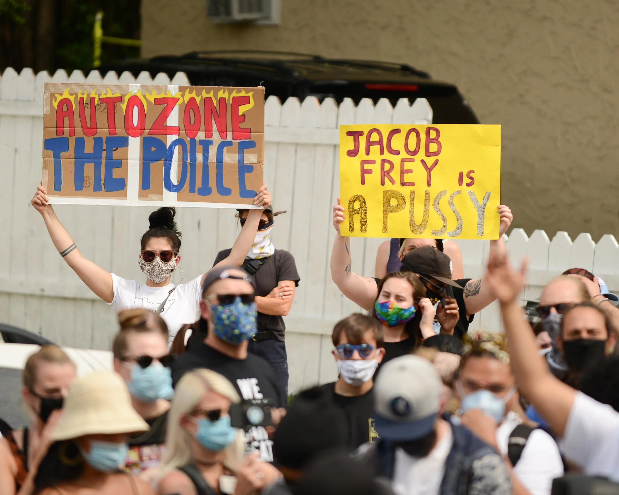 Defund MPD March-75.jpg