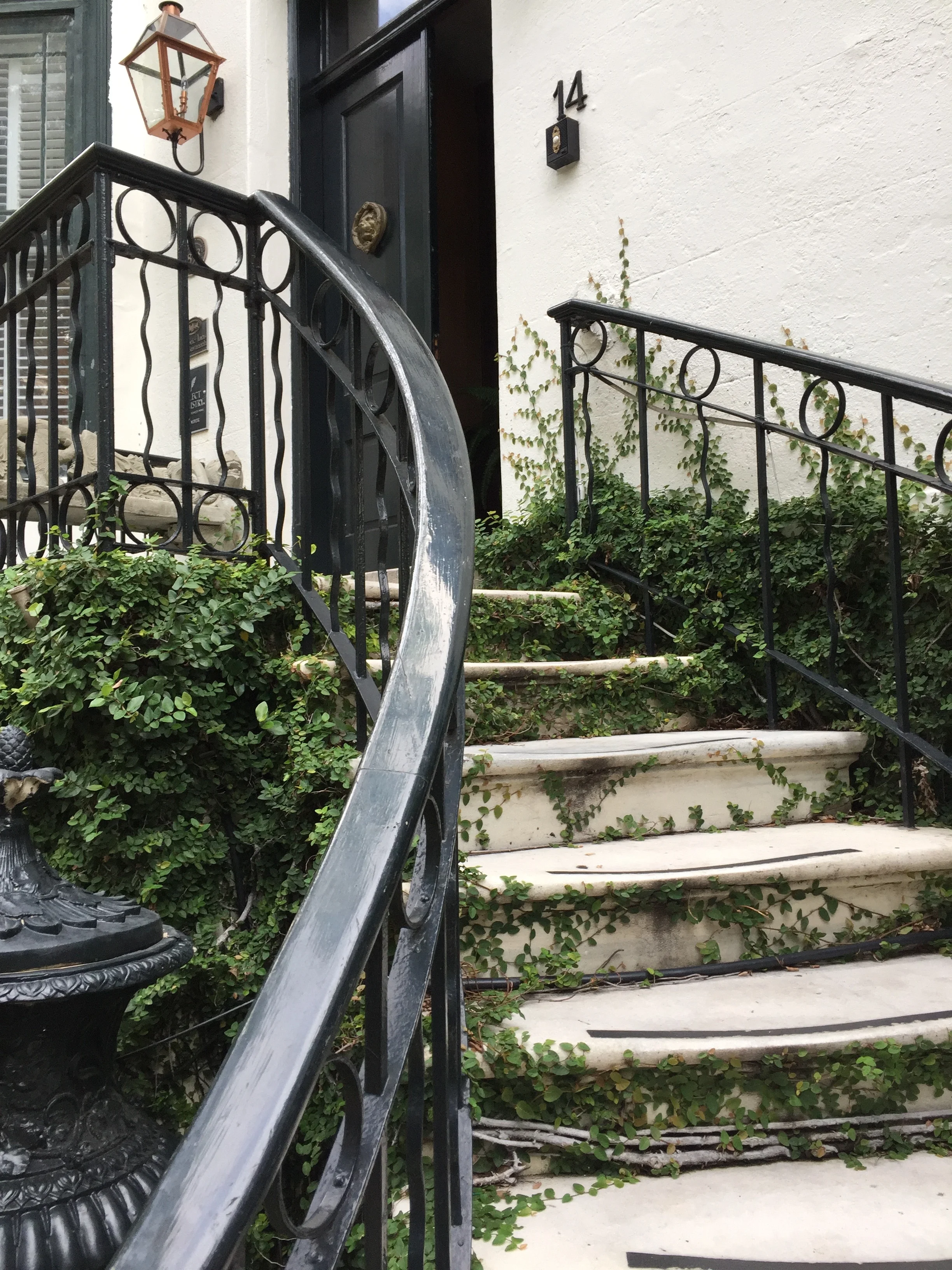 ivy-staircase-savannah.jpg