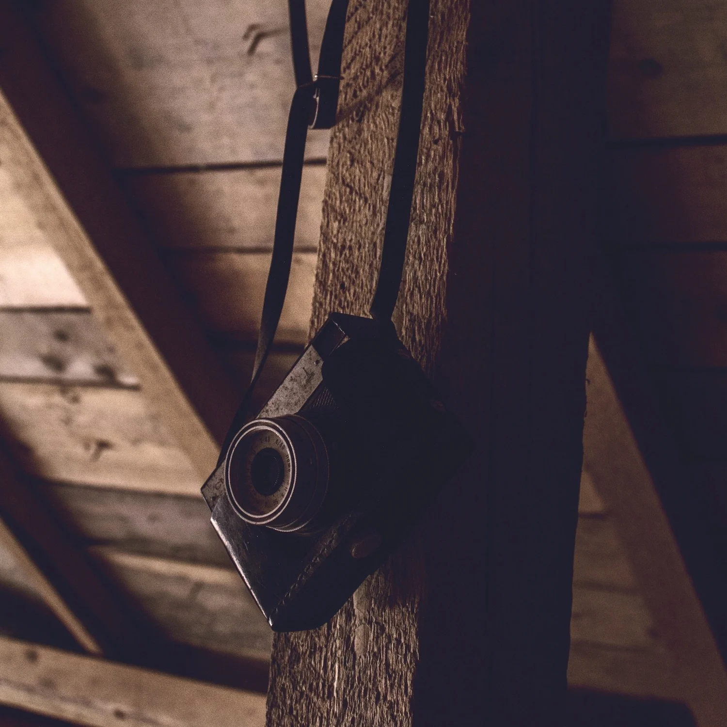 camera-hanging-in-barn.jpg