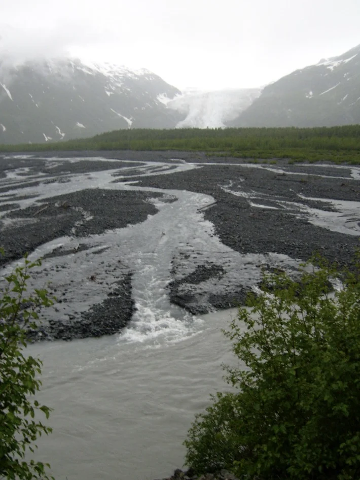 Glimsen-exit-glacier-vertical.jpg