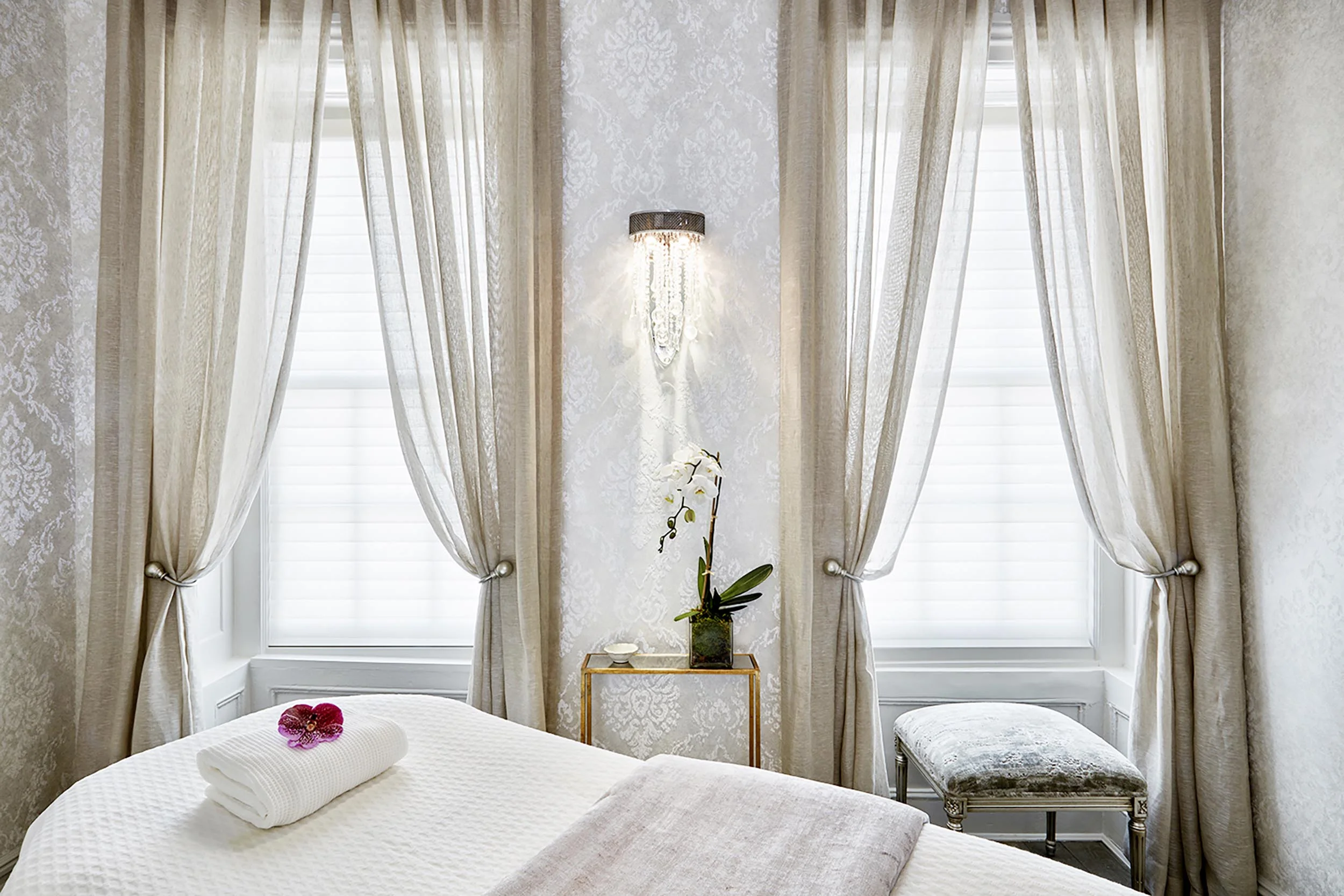 ClaudiaGiselleDesign-Madison-Ave-Spa-1.jpg