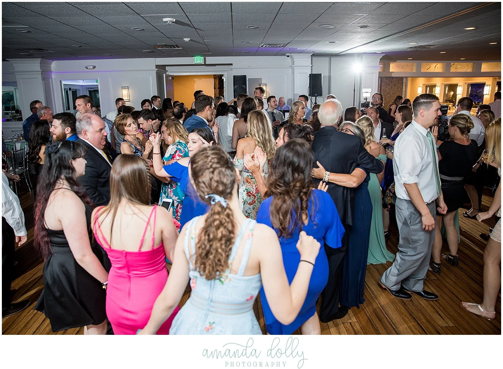 Martell's Waters Edge Wedding Photography