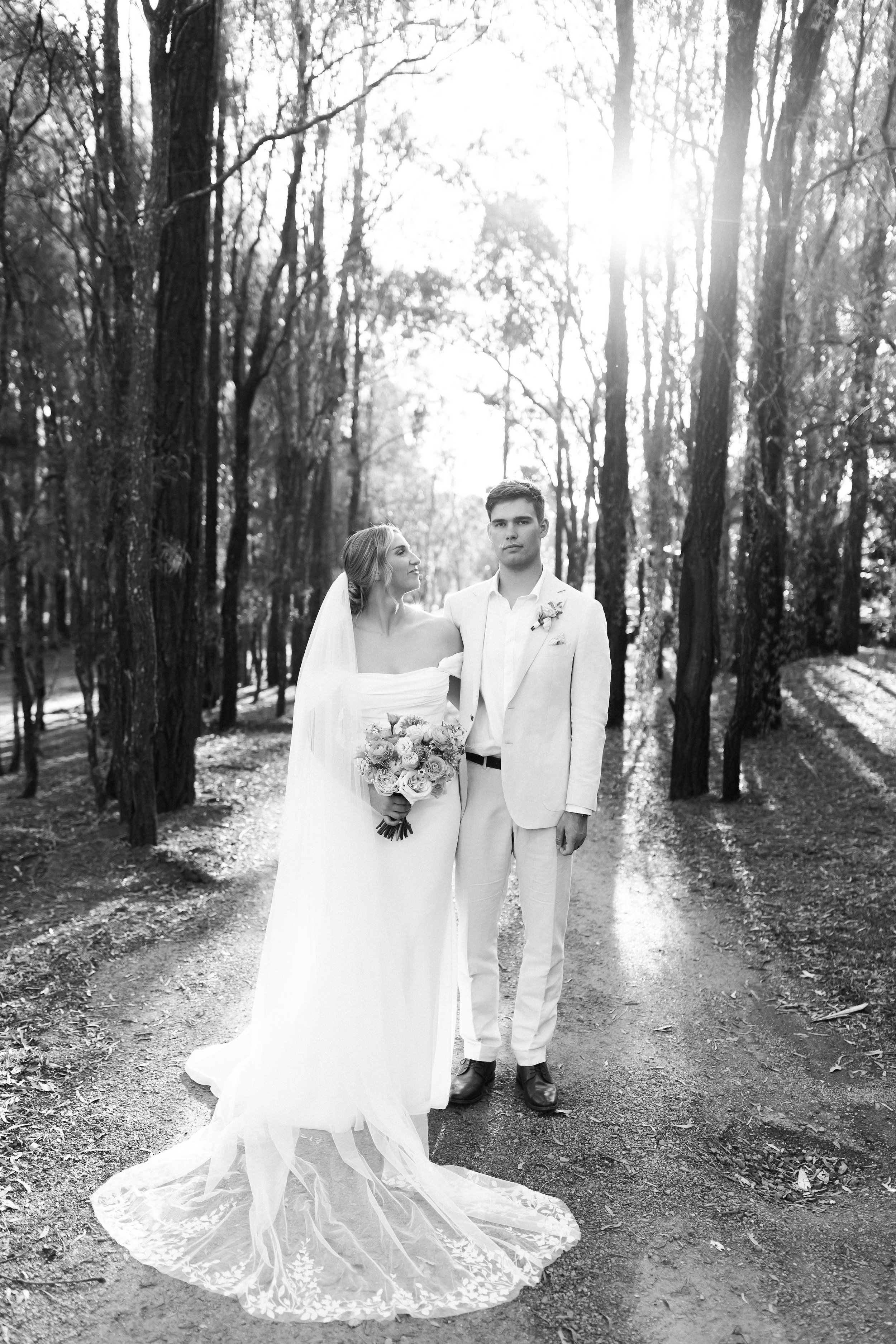 GENEVIEVE & LACH - 666.jpg