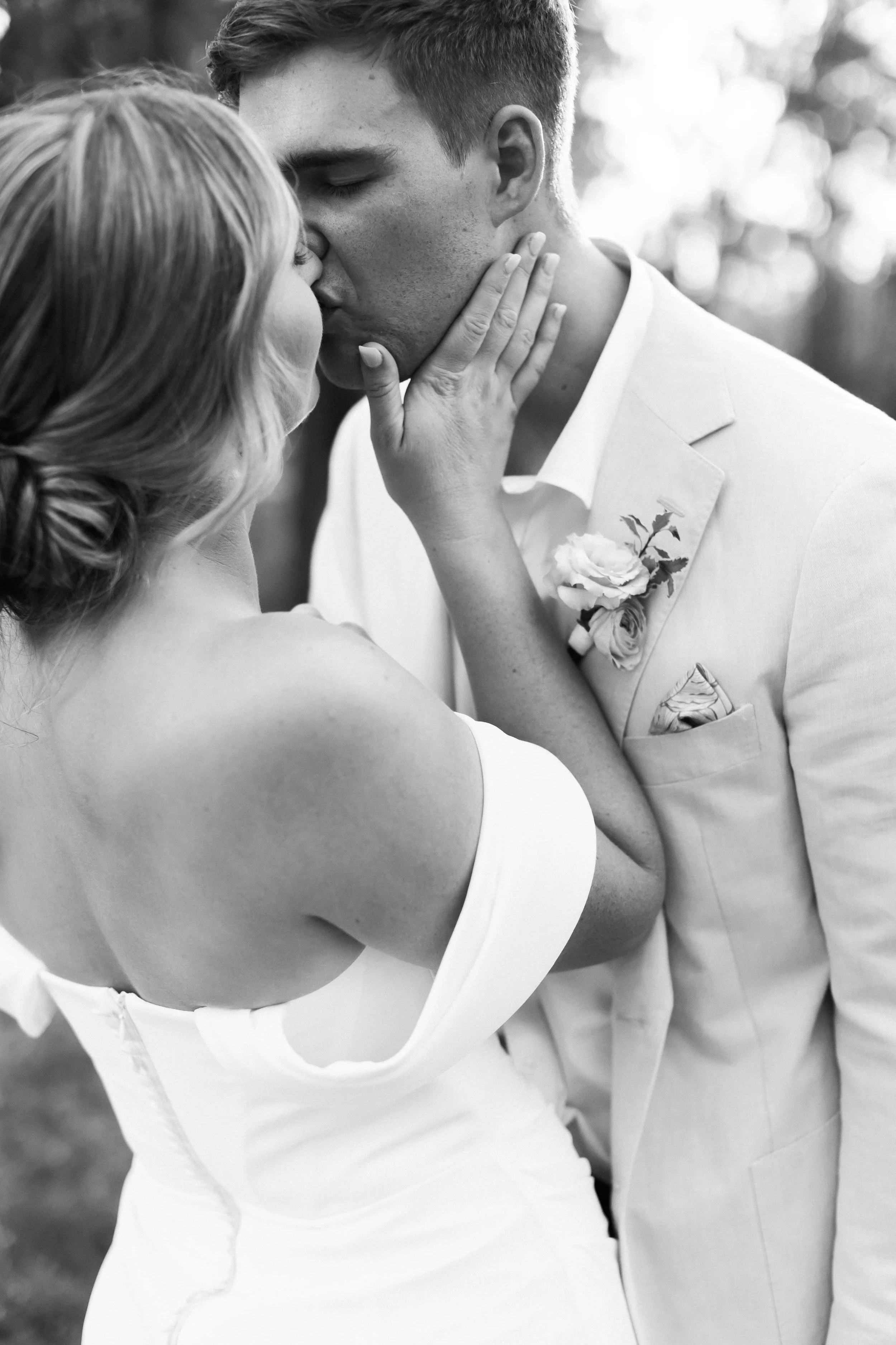 GENEVIEVE & LACH - 753.jpg