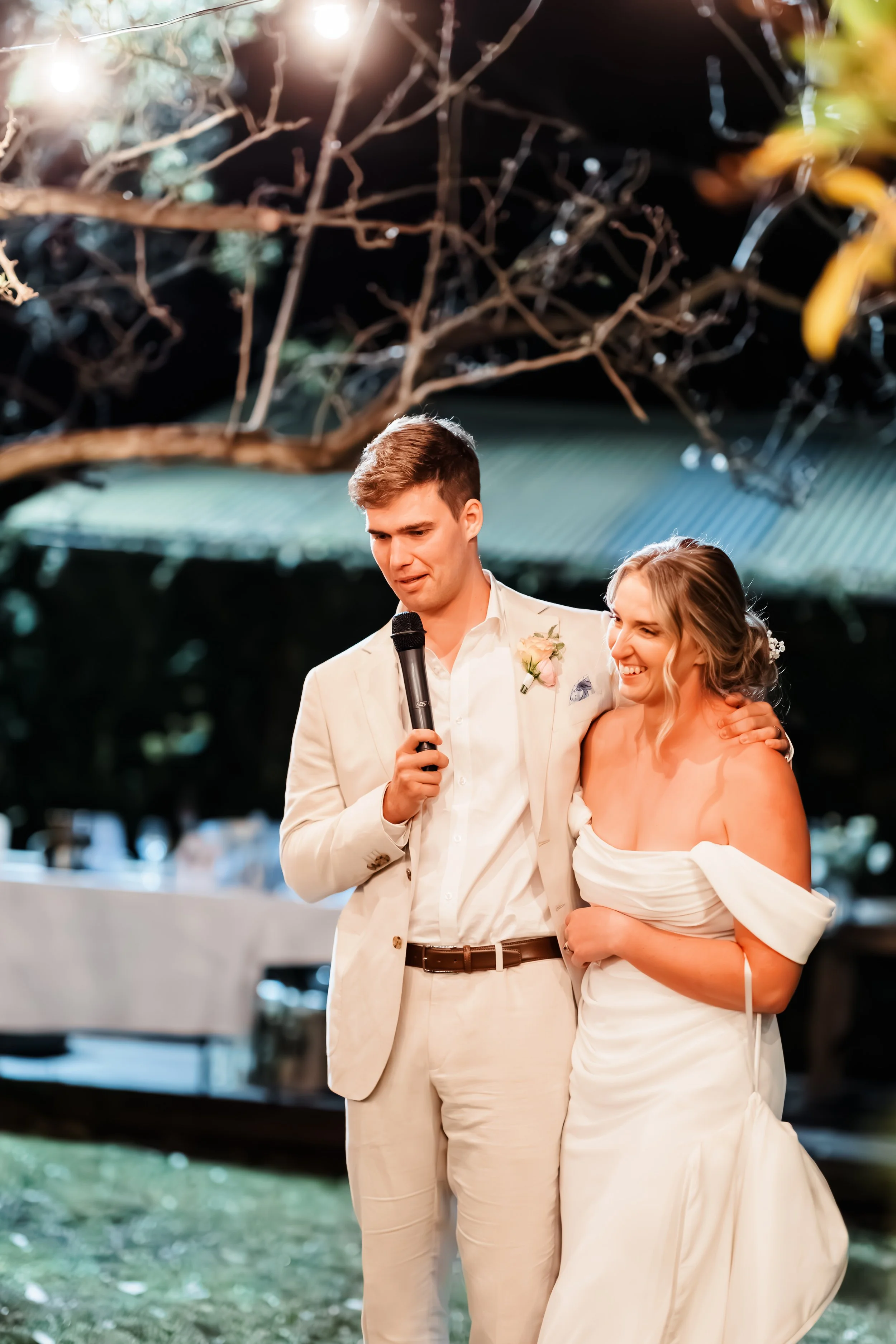 GENEVIEVE & LACH - 1105.jpg