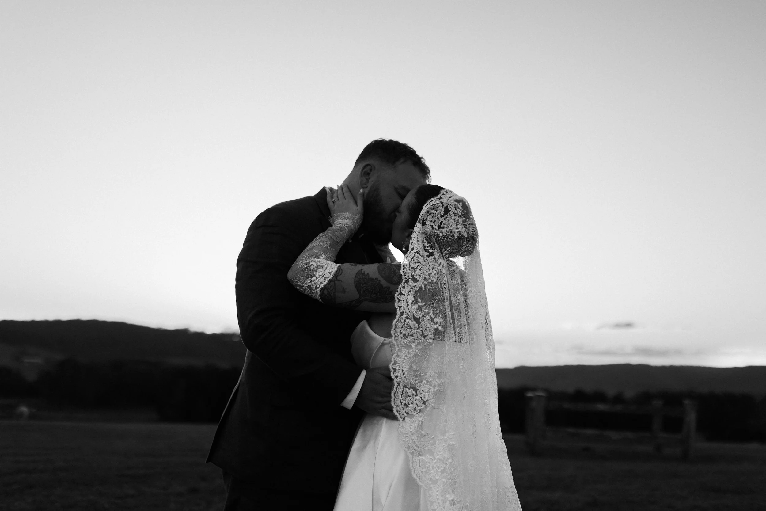 LIAM & BELLA - 1083.jpg