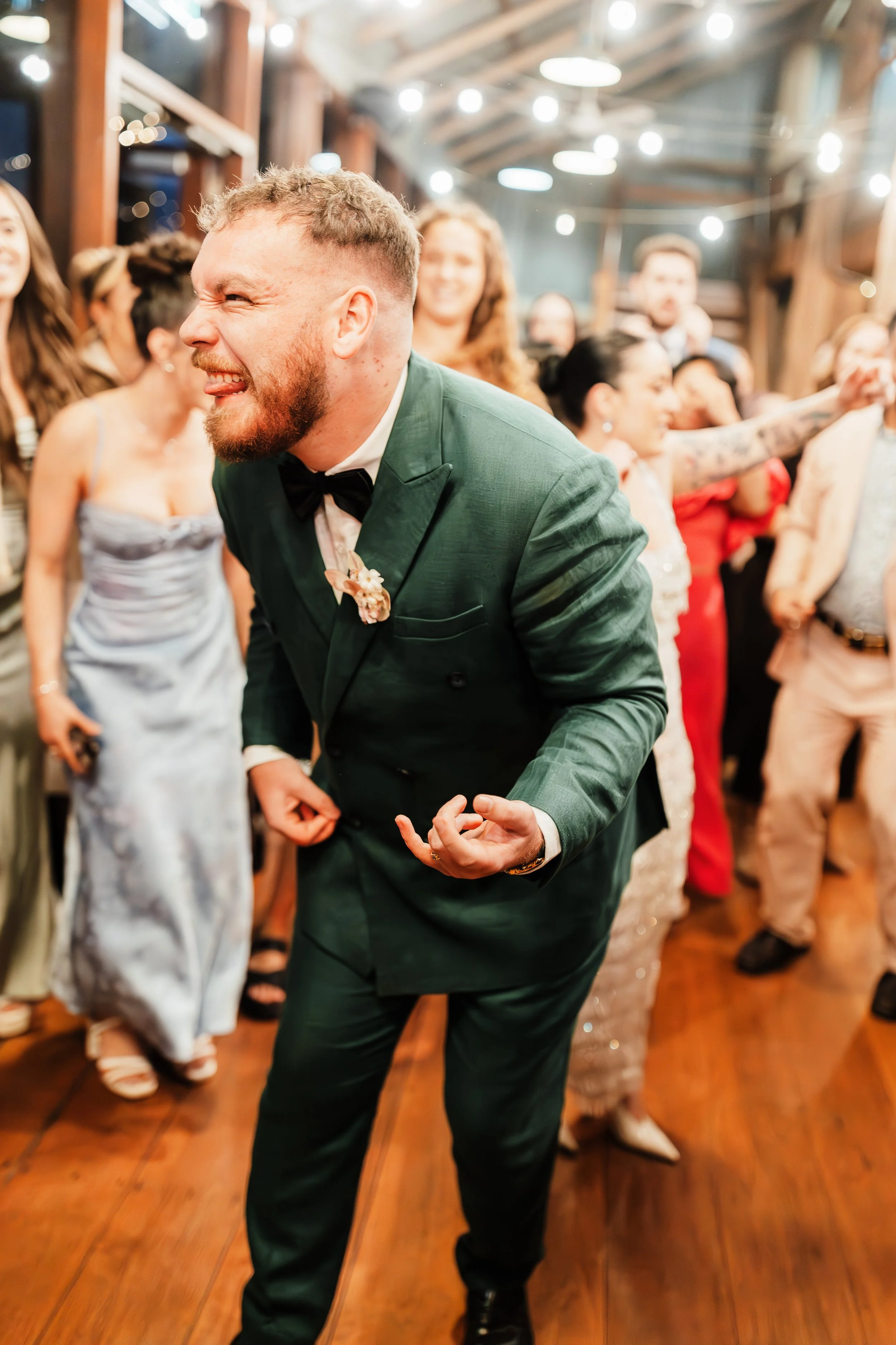 LIAM & BELLA - 1223.jpg