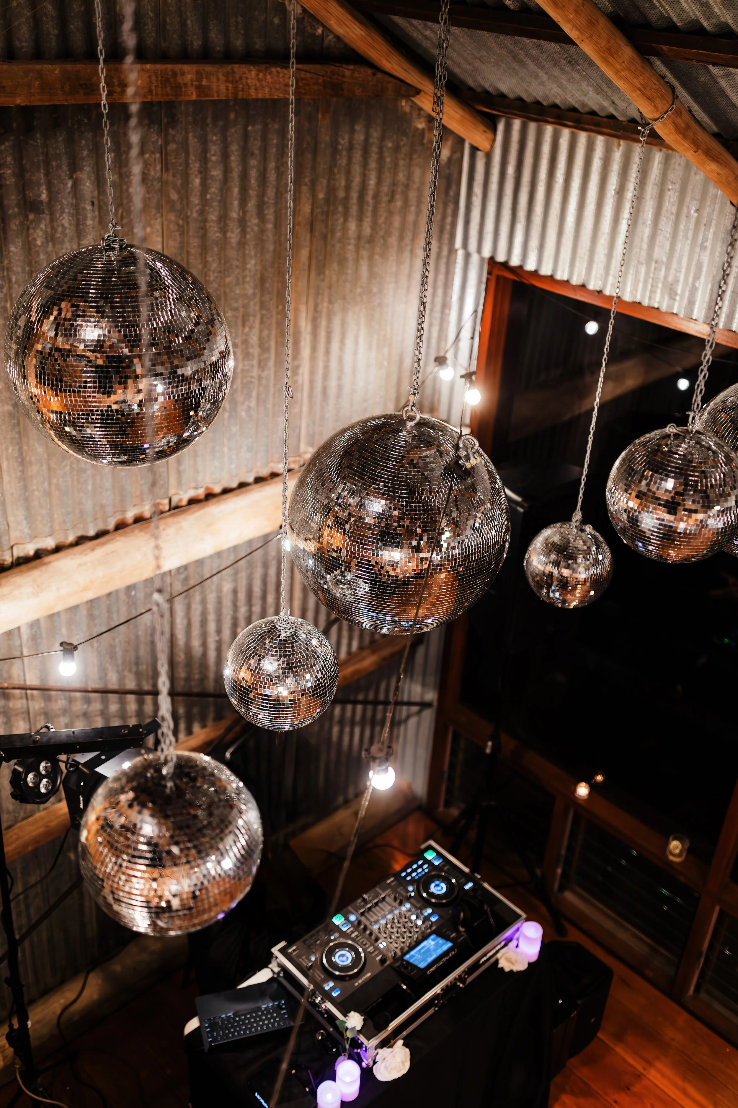 LIAM & BELLA - 1440.jpg