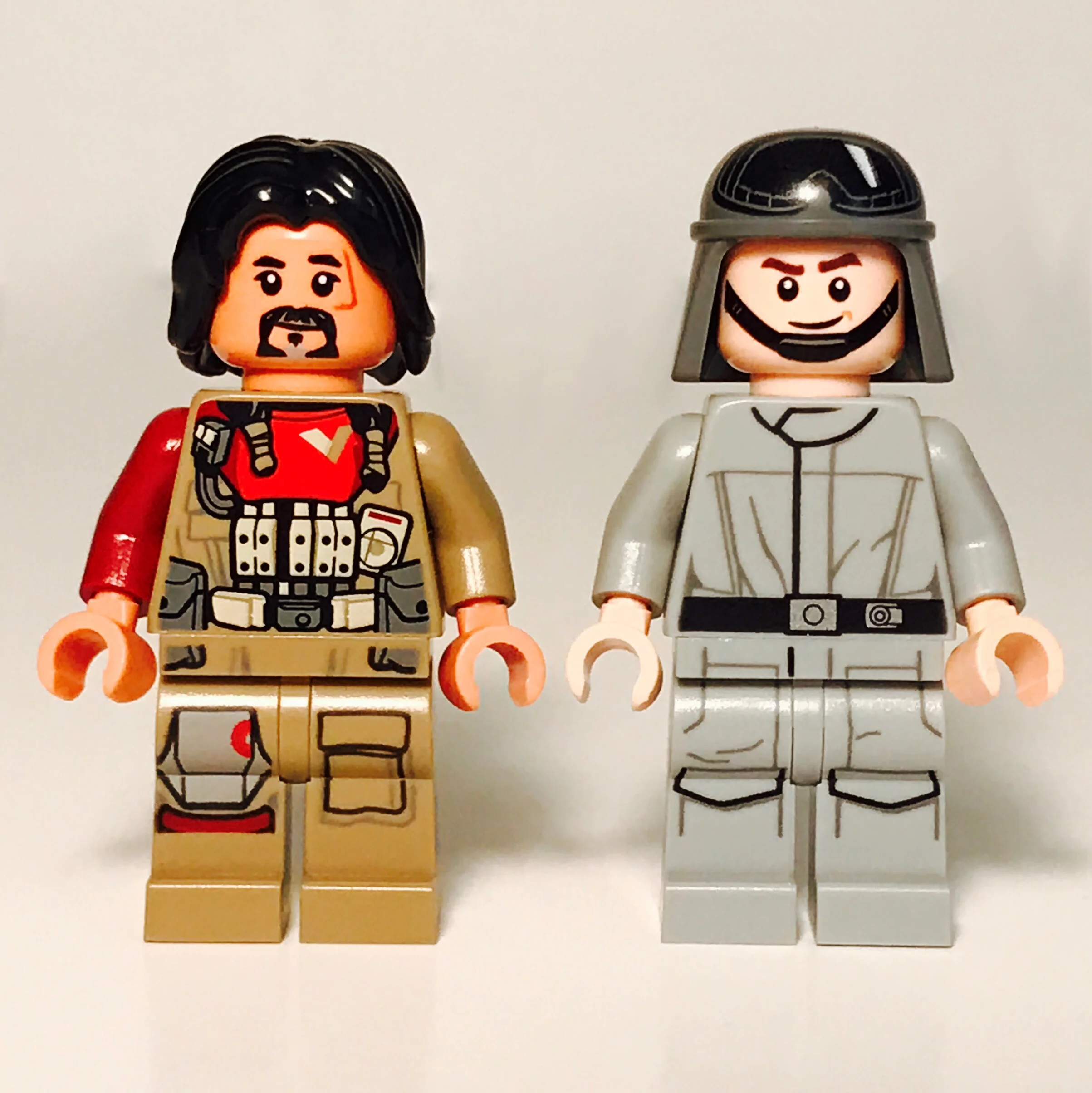A look at the alternate faces for Baze Malbus and the AT-ST Walker Driver
