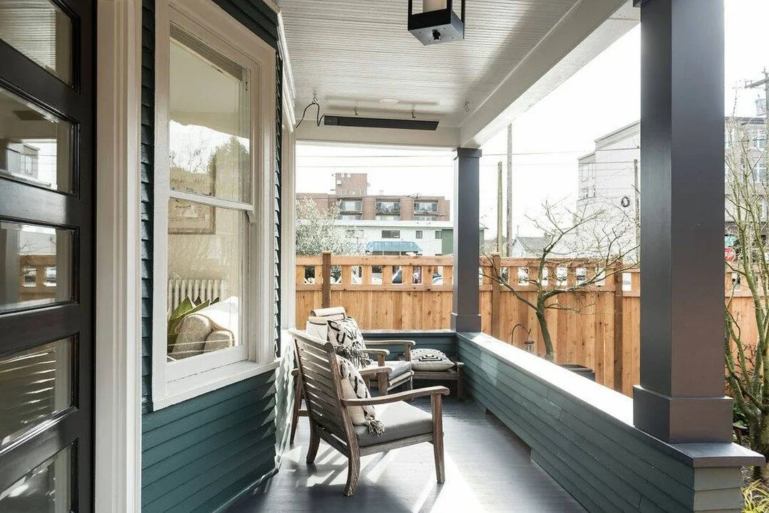 At the start of the pandemic we found ourselves with a lot of time on our hands and decide we needed to fix up the yard. Our goal was to create a spcae as beautiful as it is functional. These days, porches are the ultimate outdoor space for safe, soc