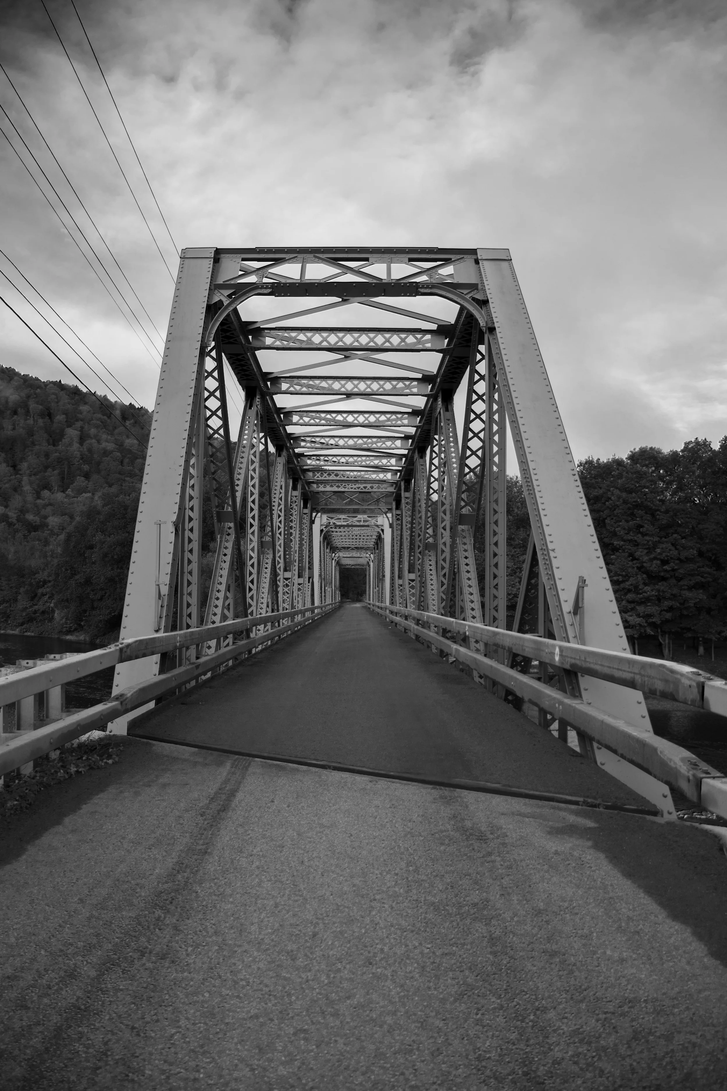 DSC_1040BW.jpg
