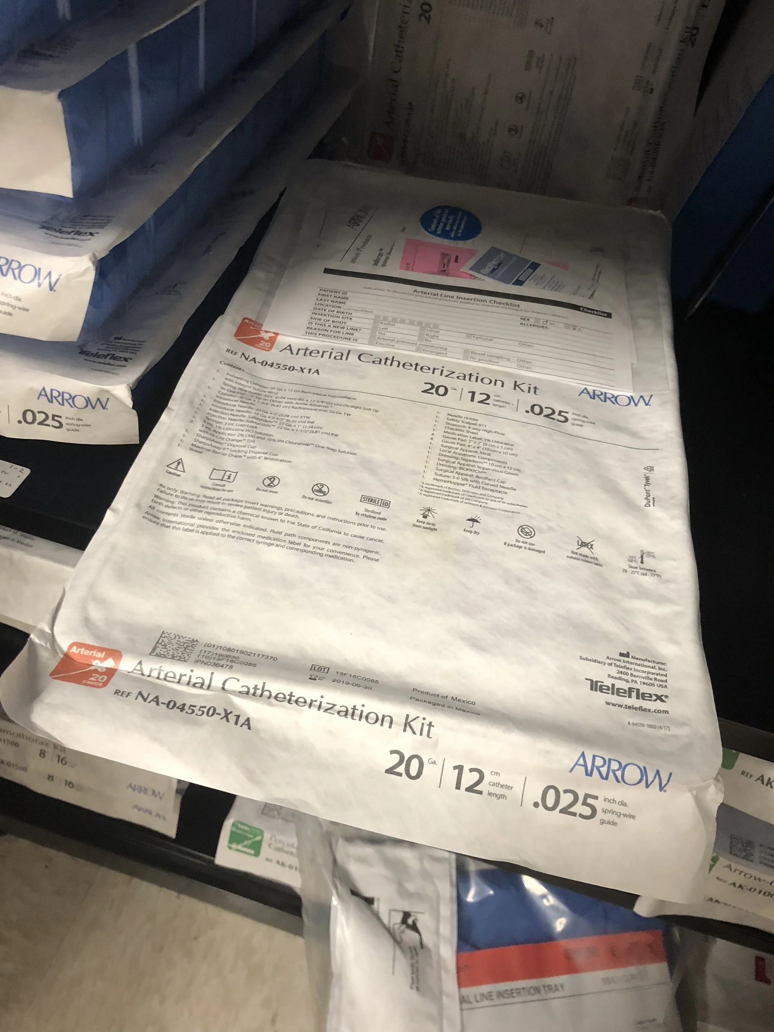 A femoral arterial line kit