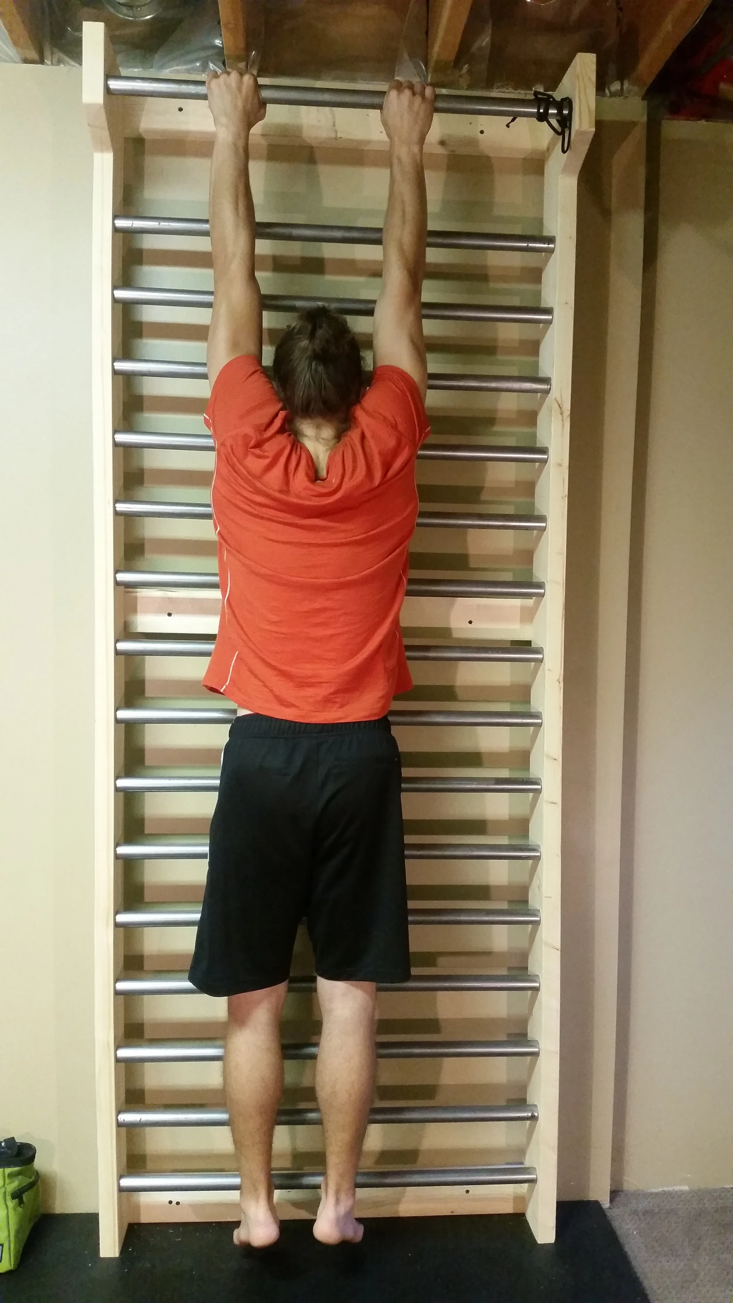 Passive Hang, back.