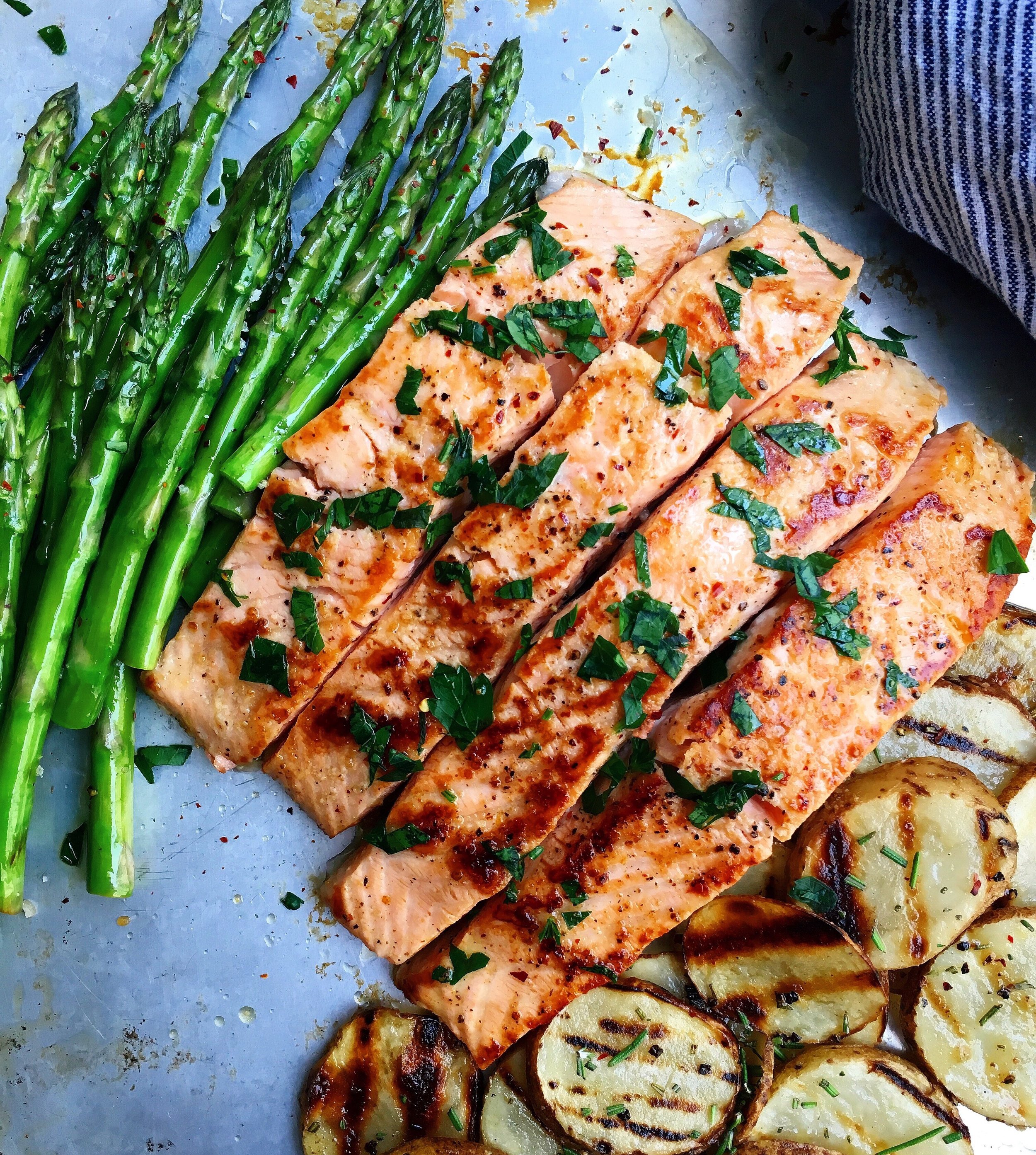 Seared Salmon with Grilled Asparagus & Potatoes — BazaarLazarr