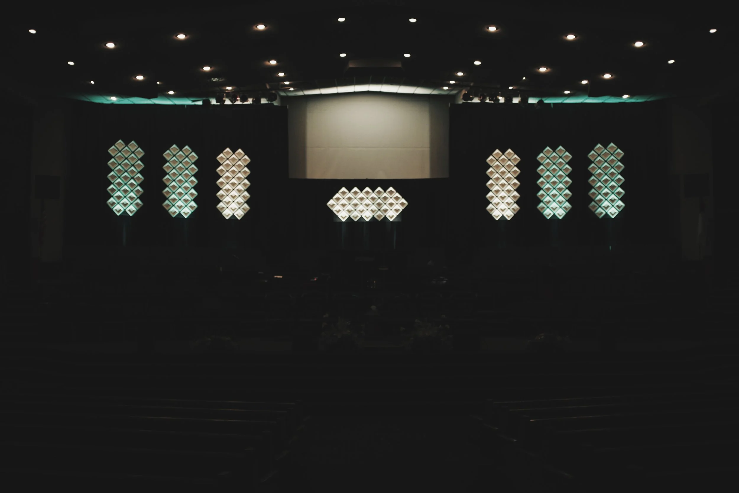   Concert Stage Design  // 4’ x 12’ foam insulation panels / 10” square paper dining plates / can lights 