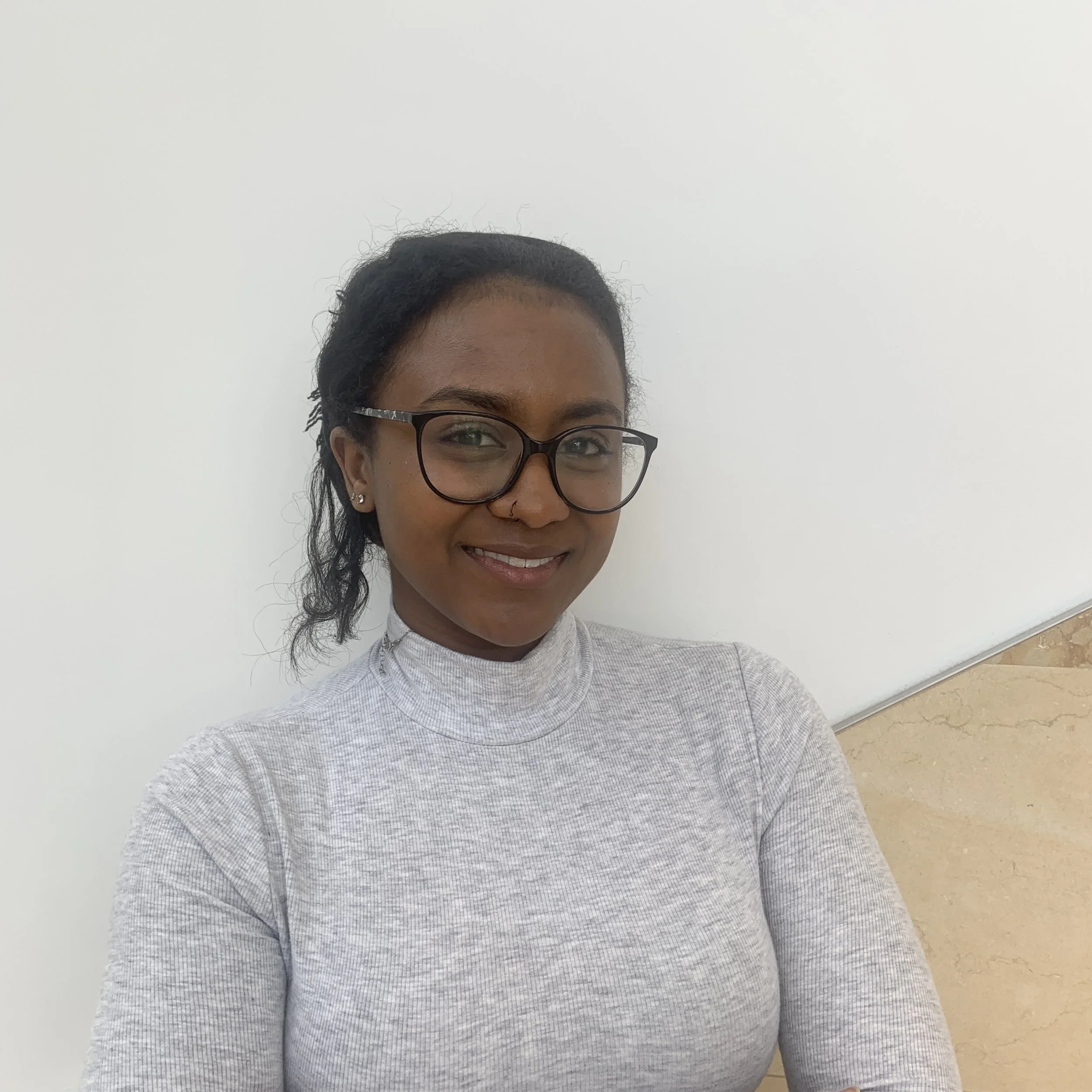 Asya Twahir - Vice Chair (She/her)